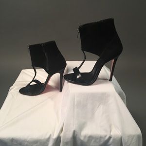 Kabu Savannah black heels